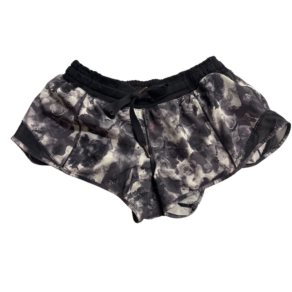 Lululemon Choose a Side Short Black White Floral Smoke Print Size 6